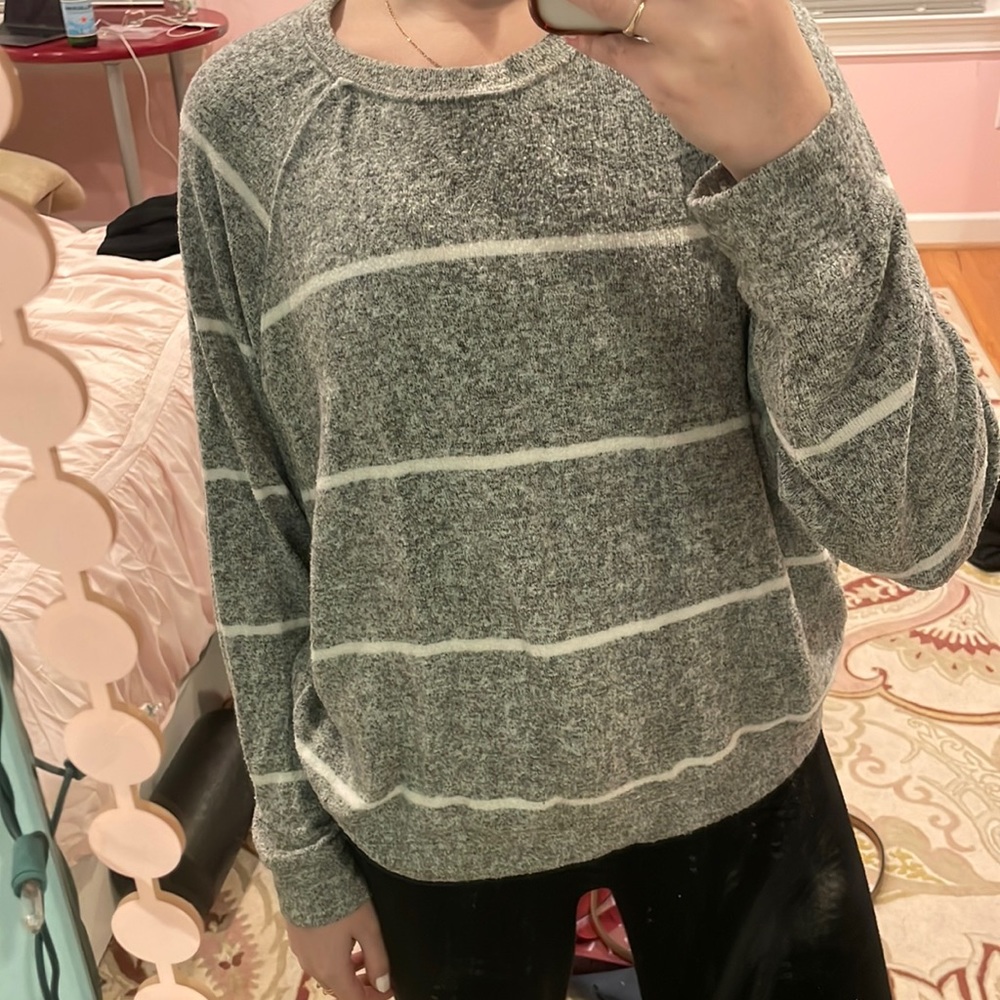 h&m grey and white striped sweater